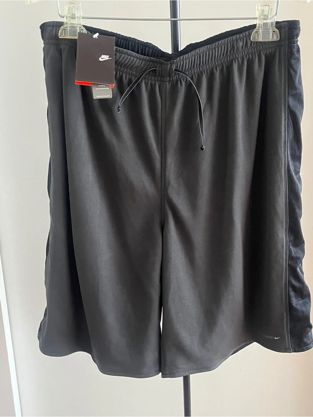 NWT Nike Athletic Training Walkin Soccer Workout Shorts Reversible Black Gray XL
